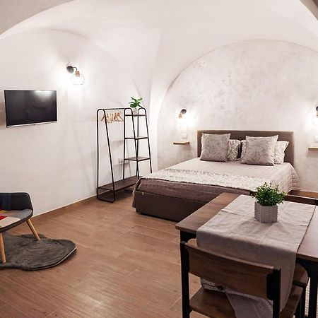 Dama Suite Love & Private Jacuzzi Bari Extérieur photo